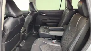 Toyota Highlander Hybrid 2024 AWD XLE 4dr SUV