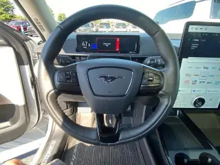 Ford Mustang Mach-E 2021 Premium SUV de 4 puertas
