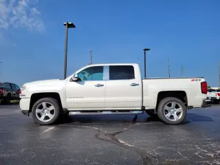 Chevrolet Silverado 1500 2016 4x4 LT 4dr Crew Cab 5.8 ft. SB