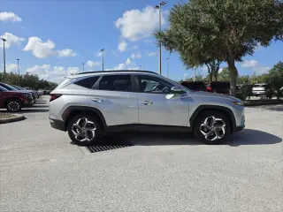Hyundai TUCSON 2024 SEL 4dr SUV