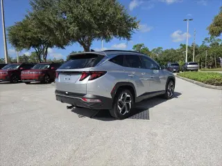Hyundai TUCSON 2024 SEL 4dr SUV