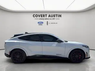 Ford Mustang Mach-E 2023 AWD GT 4dr SUV