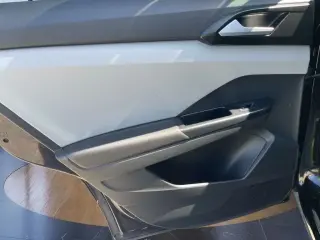 Volkswagen Taos 2023 S 4dr SUV