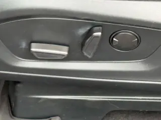 Ford Explorer 2023 AWD XLT 4dr SUV