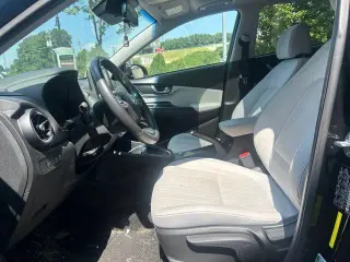 Hyundai KONA 2022 SEL 4p Crossover