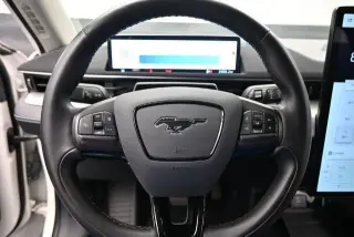 Ford Mustang Mach-E 2023 Select 4dr SUV