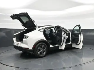 Ford Mustang Mach-E 2023 Select 4dr SUV