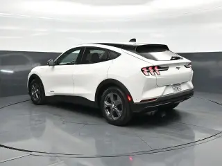Ford Mustang Mach-E 2023 Select 4dr SUV