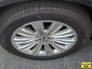 Ford Explorer 2023 AWD Limited 4dr SUV