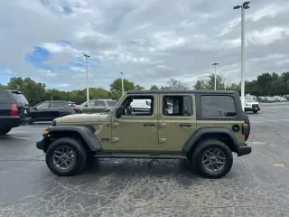 Jeep Wrangler 2025 4x4 Sport 4p SUV