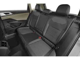 Volkswagen Taos 2025 SE 4dr SUV