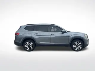 Volkswagen Atlas 2024 SE 4dr SUV w/Tecnología