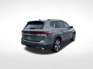 Volkswagen Atlas 2024 SE 4dr SUV w/Tecnología