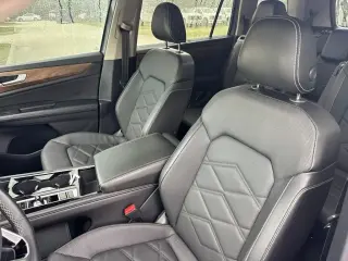 Volkswagen Atlas 2024 SE 4dr SUV w/Tecnología