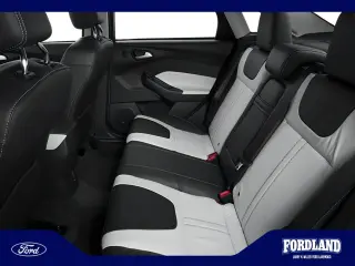 Ford Focus 2014 SE 4dr Sedán