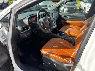 Chrysler Pacifica 2024 AWD Pinnacle 4dr Mini-Van