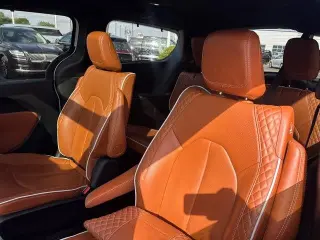 Chrysler Pacifica 2024 AWD Pinnacle 4dr Mini-Van