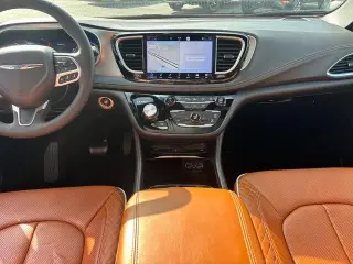 Chrysler Pacifica 2024 AWD Pinnacle 4dr Mini-Van
