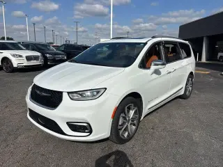 Chrysler Pacifica 2024 AWD Pinnacle 4dr Mini-Van