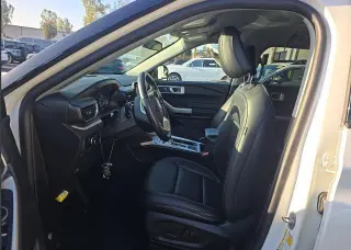Ford Explorer 2023 XLT 4dr SUV
