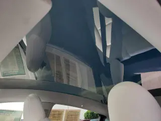 Tesla Modelo Y 2023 AWD Long Range 4dr Crossover