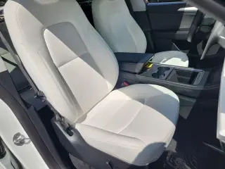 Tesla Modelo Y 2023 AWD Long Range 4dr Crossover