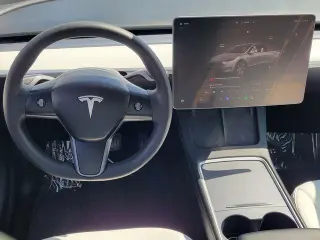 Tesla Modelo Y 2023 AWD Long Range 4dr Crossover
