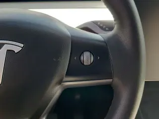 Tesla Modelo Y 2023 AWD Long Range 4dr Crossover