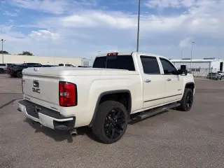 GMC Sierra 1500 2015 4x4 Denali 4p Crew Cab 5.8 ft. CB
