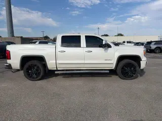 GMC Sierra 1500 2015 4x4 Denali 4p Crew Cab 5.8 ft. CB