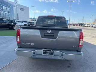 Nissan Frontier 2021 4x2 SV 4p Cab Crew 5 ft. SB