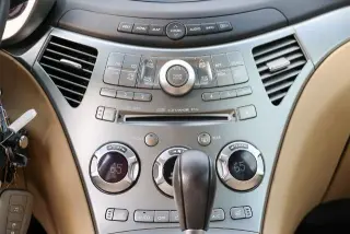 Subaru B9 Tribeca 2006 AWD 5-Pasajeros 4puertas SUV con Int. Beige