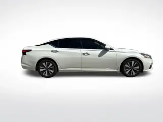 Nissan Altima 2019 2.5 SV 4dr Sedán