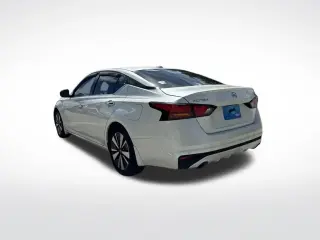 Nissan Altima 2019 2.5 SV 4dr Sedán