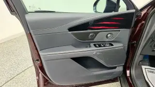 Lincoln Nautilus Hybrid 2024 AWD Premiere 4dr SUV
