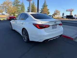 INFINITI Q50 2019 Red Sport 400 4dr Sedán