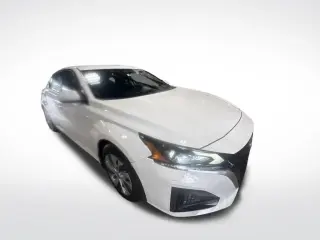 Nissan Altima 2023 2.5 S 4dr Sedán