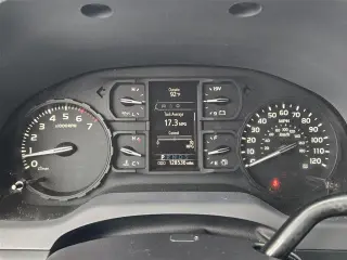 Toyota Tundra 2018 4x2 SR 4 puertas doble cabina pickup doble caja (4.6L V8)