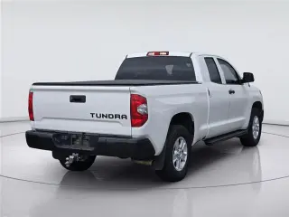 Toyota Tundra 2018 4x2 SR 4 puertas doble cabina pickup doble caja (4.6L V8)