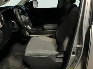 Toyota Tundra 2022 4x4 SR5 4dr CrewMax Cab Pickup SB