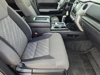 Toyota Tundra 2021 4x2 SR5 4dr CrewMax Cab Pickup SB