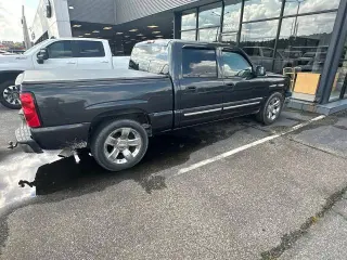 Chevrolet Silverado 1500 2004 4dr Crew Cab LS RWD SB