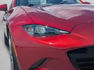 Mazda MX-5 Miata RF 2023 Grand Touring 2dr Convertible 6M
