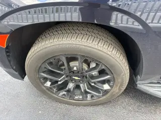 Chevrolet Tahoe 2023 4x4 LT 4p SUV
