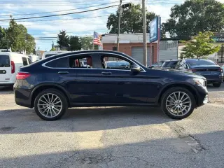 Mercedes-Benz GLC 2019 AWD GLC 300 4MATIC 4p Coupe