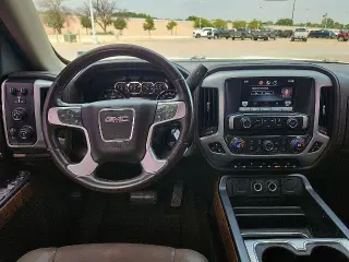 Chevrolet GMC Sierra 1500 2015 4x4 SLT 4 puertas Cabina de tripulación 5.8 pies. SB