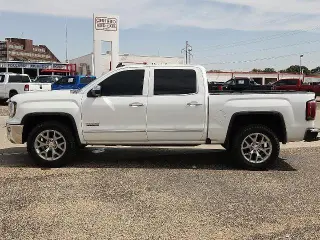 GMC Sierra 1500 2017 4x4 SLT 4p. Cabina de tripulación 5.8 ft. CB