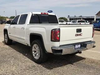 GMC Sierra 1500 2017 4x4 SLT 4p. Cabina de tripulación 5.8 ft. CB
