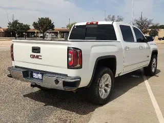 GMC Sierra 1500 2017 4x4 SLT 4p. Cabina de tripulación 5.8 ft. CB