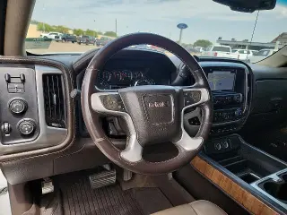 GMC Sierra 1500 2017 4x4 SLT 4p. Cabina de tripulación 5.8 ft. CB